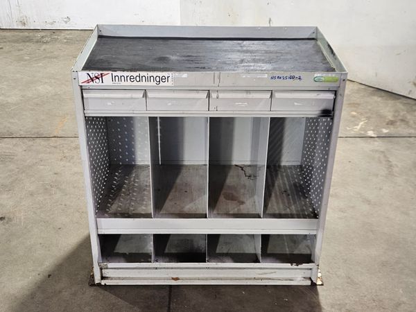 Brukt NSI bilinnredning/ NSQA251010-2