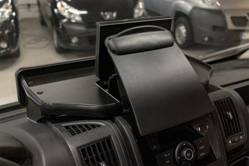 Midtbord til Fiat Ducato 2014- /Caroffice